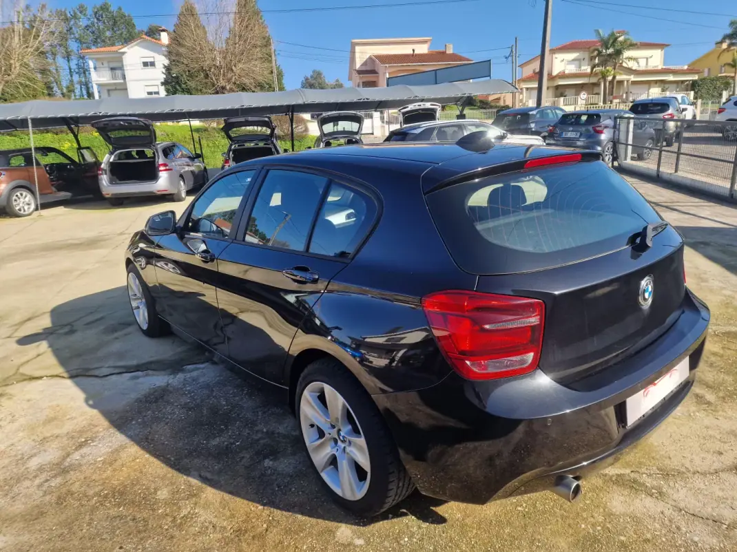 BMW 118 2013 - 14990 EUR, 153210 km - AUTO.MOTO.pt - 153210km - foto 6 de 24