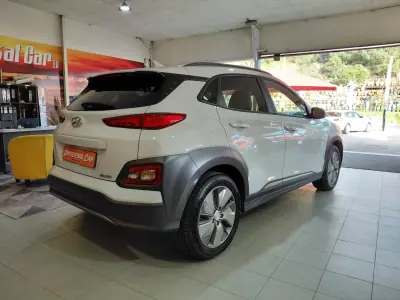 Hyundai Kauai 2019 - 18800 EUR, 99000 km - AUTO.MOTO.pt - 99000km - foto 4 de 26