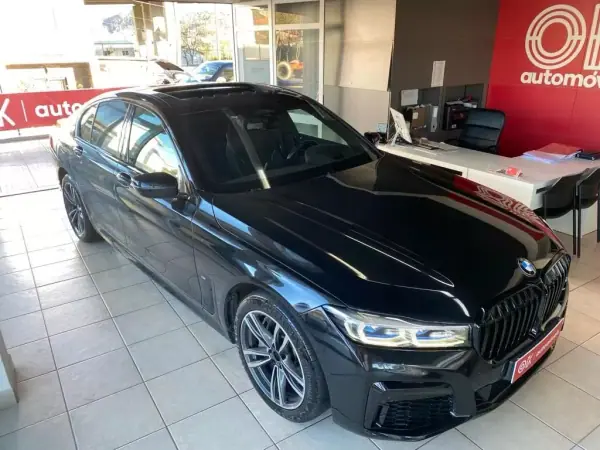 BMW 740 2021 - 66900 EUR, 56181 km - AUTO.MOTO.pt - 56181km - foto 43 de 53