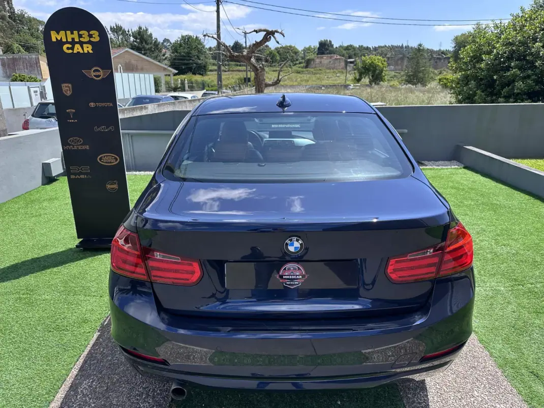 BMW 320 2015 - 14900 EUR, 240000 km - AUTO.MOTO.pt - 240000km - foto 13 de 59