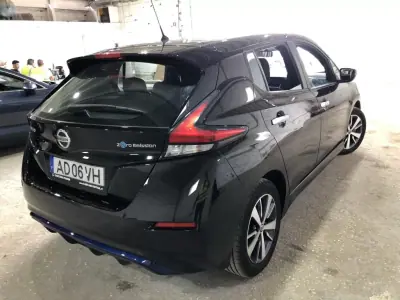 Nissan Leaf 2020 - 11990 EUR, 105000 km - AUTO.MOTO.pt - 105000km - foto 5 de 19