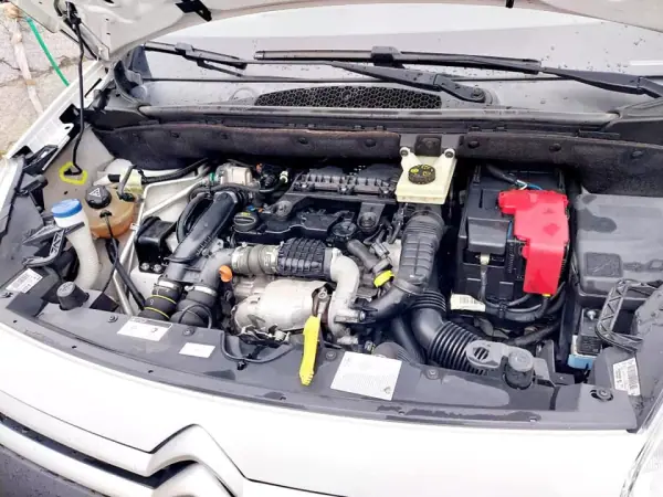 Citroën Berlingo 2016 - 12500 EUR, 126000 km - AUTO.MOTO.pt - 126000km - foto 9 de 9