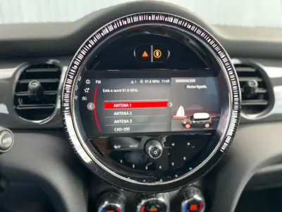 MINI Cooper 2023 - 25750 EUR, 34717 km - AUTO.MOTO.pt - 34717km - foto 15 de 19