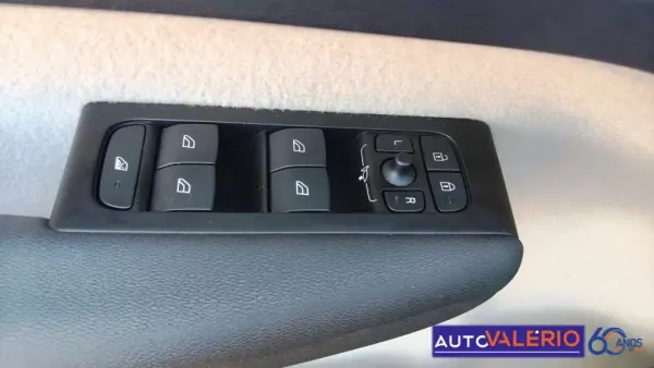 Volvo XC 40 2022 - 31950 EUR, 52139 km - AUTO.MOTO.pt - 52139km - foto 13 de 47
