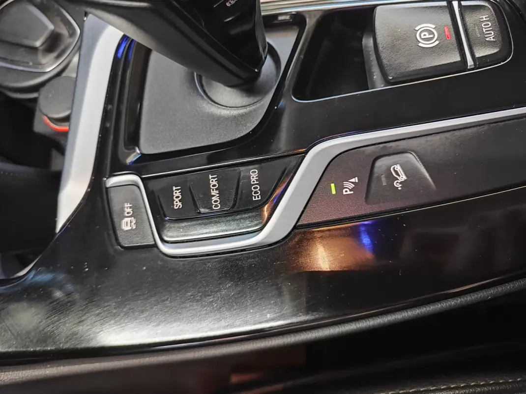 BMW X4 2020 - 33500 EUR, 170000 km - 170000km - foto 32 de 37