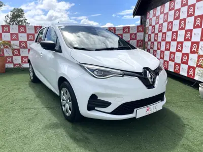 Renault Zoe 2020 - 14990 EUR, 69000 km - AUTO.MOTO.pt - 69000km - foto 1 de 23