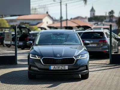 Skoda Octavia Break 2021 - 16990 EUR, 170000 km - AUTO.MOTO.pt - 170000km - foto 3 de 12