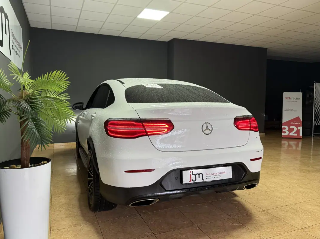 Mercedes-Benz GLC 350 2018 - 35990 EUR, 125987 km - AUTO.MOTO.pt - 125987km - foto 4 de 22