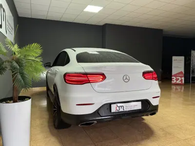 Mercedes-Benz GLC 350 2018 - 35990 EUR, 125987 km - AUTO.MOTO.pt - 125987km - foto 4 de 22