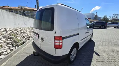 VW Caddy 1.6TDI 2015 - 9990 EUR, 208841 km - AUTO.MOTO.pt - 208841km - foto 7 de 16