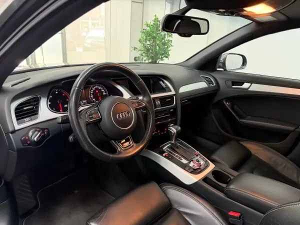 Audi A4 Avant 2015 - 17990 EUR, 191000 km - AUTO.MOTO.pt - 191000km - foto 4 de 26