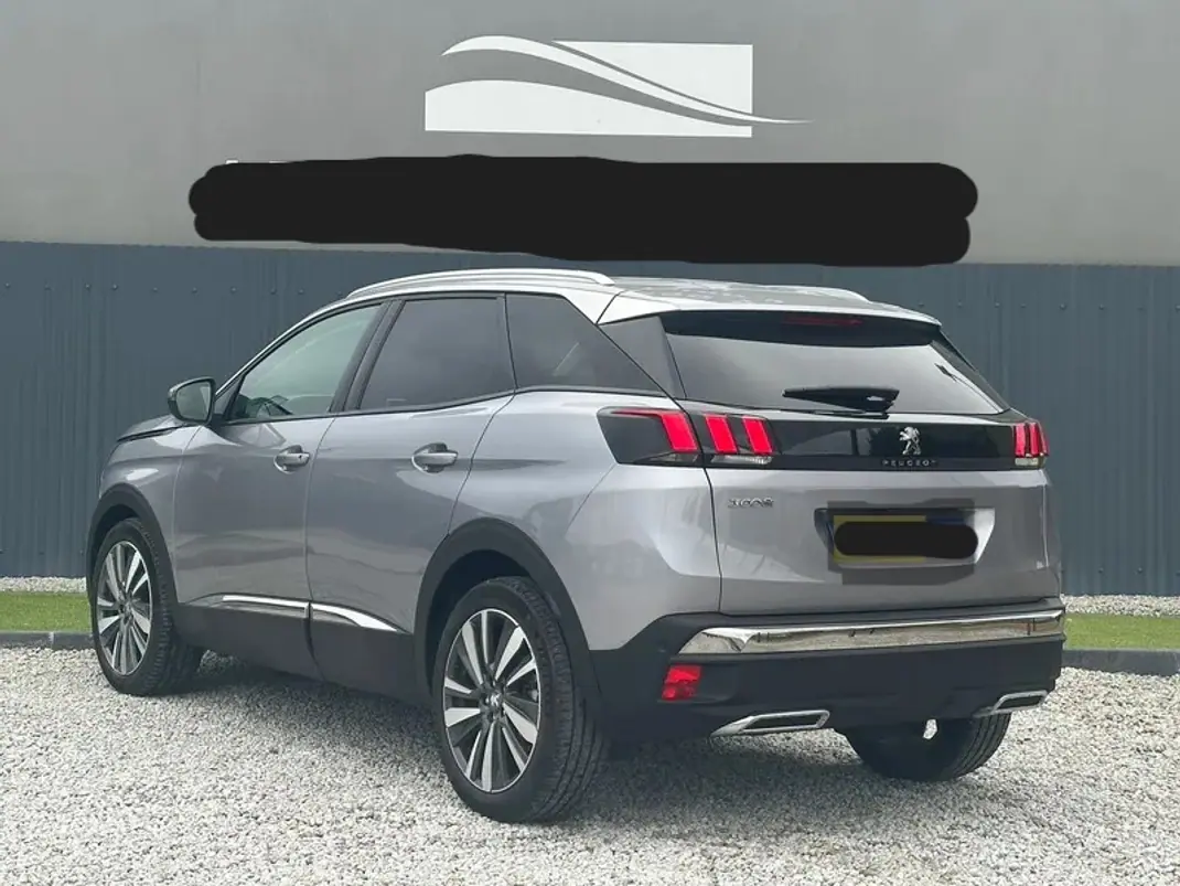 Peugeot 3008 2017 - 17250 EUR, 200000 km - AUTO.MOTO.pt - 200000km - foto 2 de 2