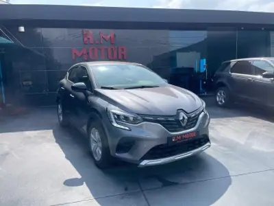 Renault Captur 2022 - 17300 EUR, 87000 km - AUTO.MOTO.pt - 87000km - foto 2 de 11