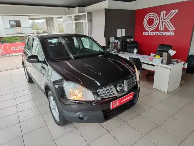 Nissan Qashqai 2010 - 6750 EUR, 250000 km - AUTO.MOTO.pt - 250000km - foto 2 de 32