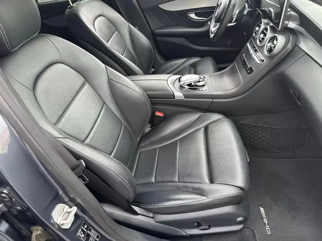 Mercedes-Benz C 250 2015 - 24450 EUR, 115000 km - AUTO.MOTO.pt - 115000km - foto 30 de 51