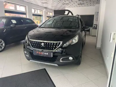 Peugeot 2008 2016 - 8950 EUR, 101636 km - AUTO.MOTO.pt - 101636km - foto 2 de 11