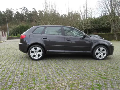 Audi A3 Sportback 2006 - 7490 EUR, 285 km - AUTO.MOTO.pt - 285km - foto 9 de 30