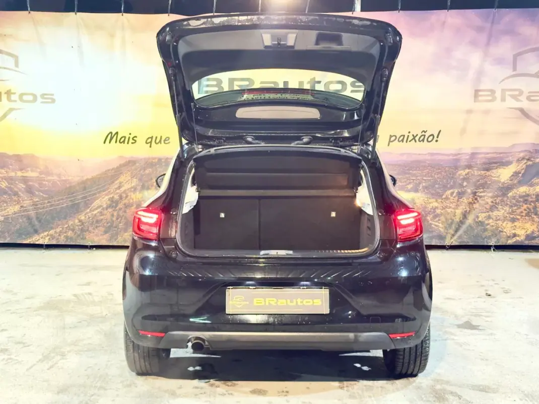 Renault Clio 2021 - 13900 EUR, 102052 km - 102052km - foto 7 de 24