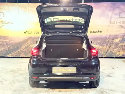 Renault Clio 2021 - 13900 EUR, 102052 km - 102052km - foto 7 de 24