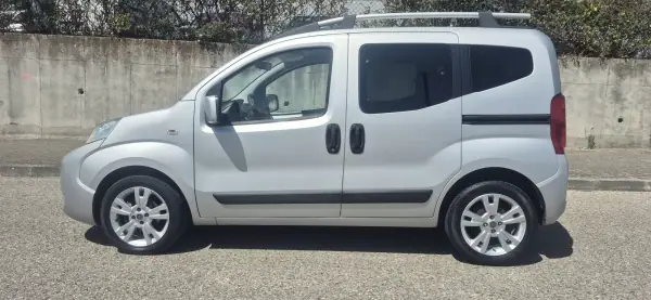 Fiat Qubo 2010 - 6450 EUR, 160000 km - 160000km - foto 4 de 12