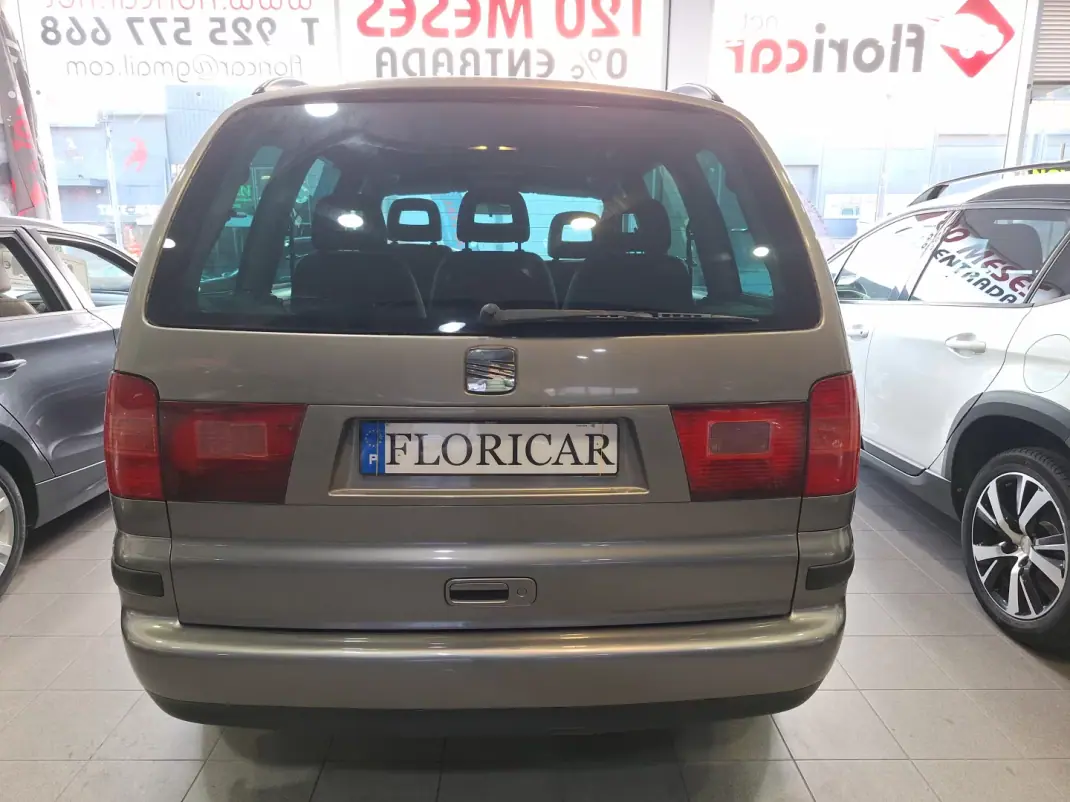 SEAT Alhambra 2007 - 4740 EUR, 314000 km - AUTO.MOTO.pt - 314000km - foto 3 de 17