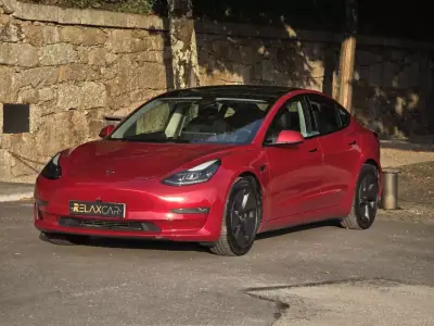 Tesla Model 3 2021 - 74631km