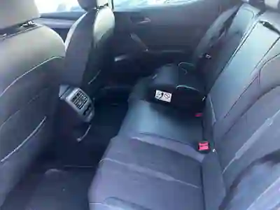 Cupra Leon 2023 - 28 EUR, 55 km - AUTO.MOTO.pt - 55km - foto 4 de 7