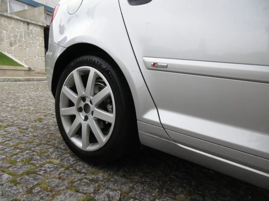 Audi A3 Sportback 2005 - 6990 EUR, 330000 km - AUTO.MOTO.pt - 330000km - foto 14 de 31