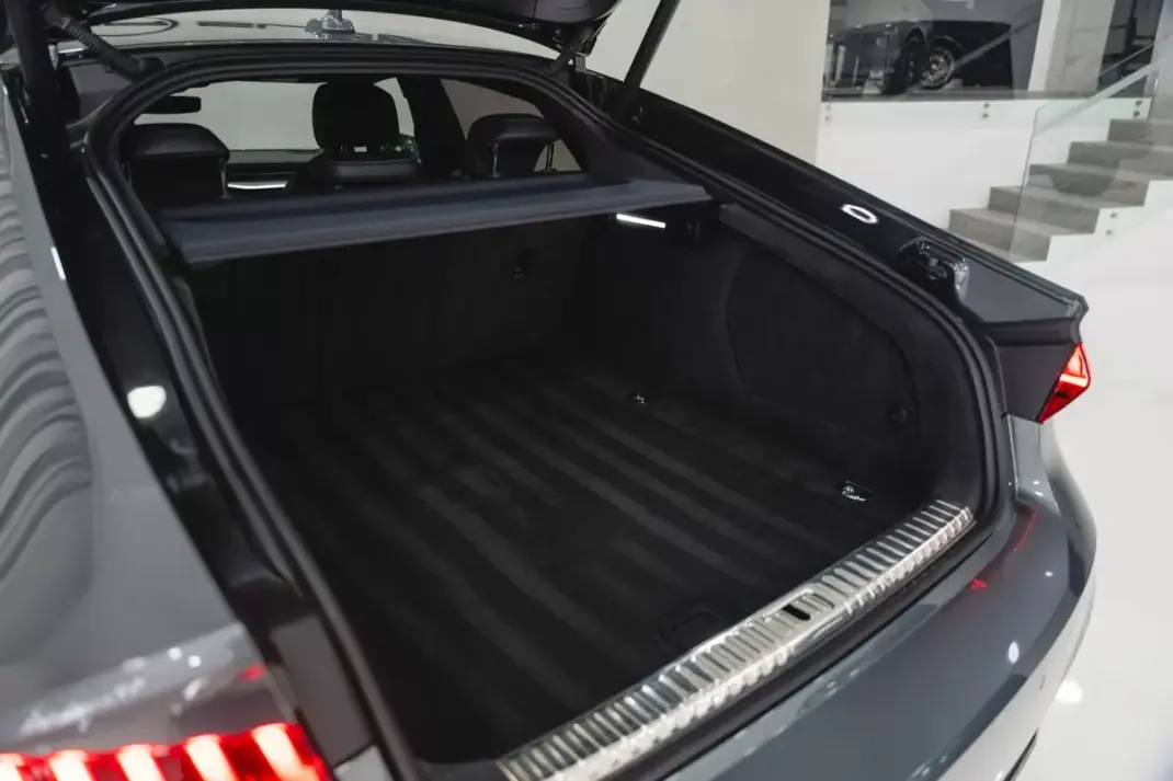 Audi A7 Sportback 2019 - 42950 EUR, 63087 km - 63087km - foto 47 de 48