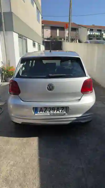 Volkswagen Polo 2010 - 5150 EUR, 208000 km - foto 4 de 7