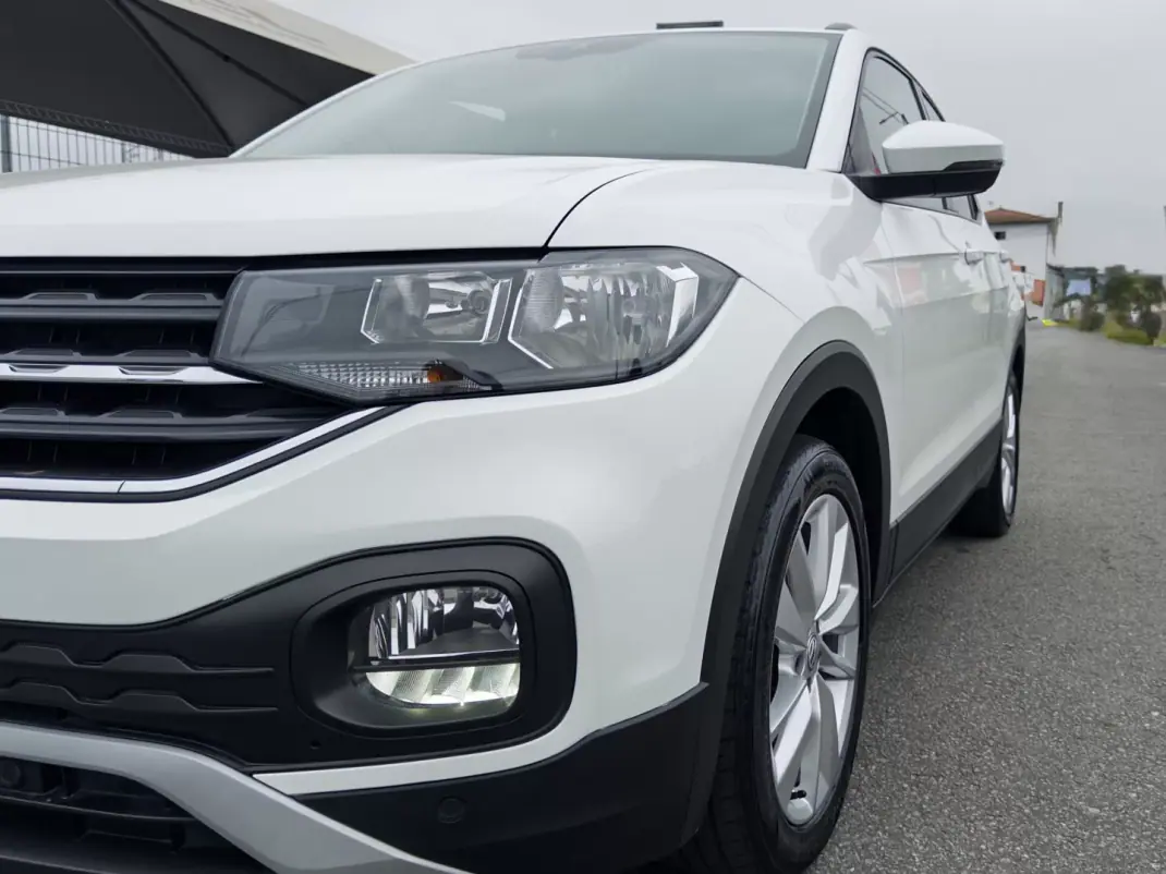 Volkswagen T-Cross 2019 - 17990 EUR, 105000 km - 105000km - foto 12 de 39