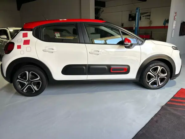 Citroën C3 2022 - 11000 EUR, 129000 km - AUTO.MOTO.pt - 129000km - foto 7 de 35