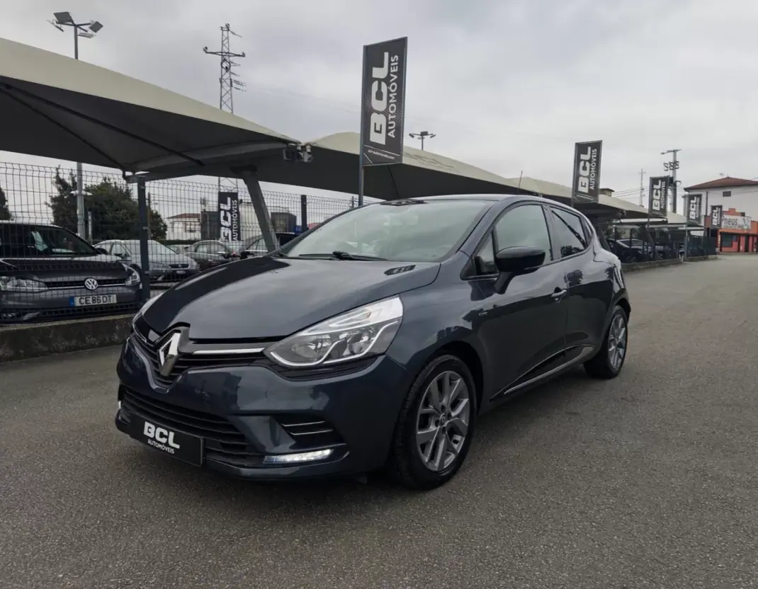 Renault Clio 2019 - 10990 EUR, 128000 km - AUTO.MOTO.pt - 128000km - foto 3 de 43