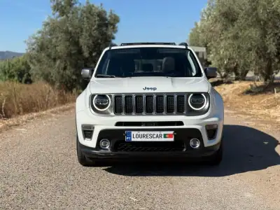 Jeep Renegade 2019 - 15995 EUR, 105000 km - AUTO.MOTO.pt - 105000km - foto 3 de 34