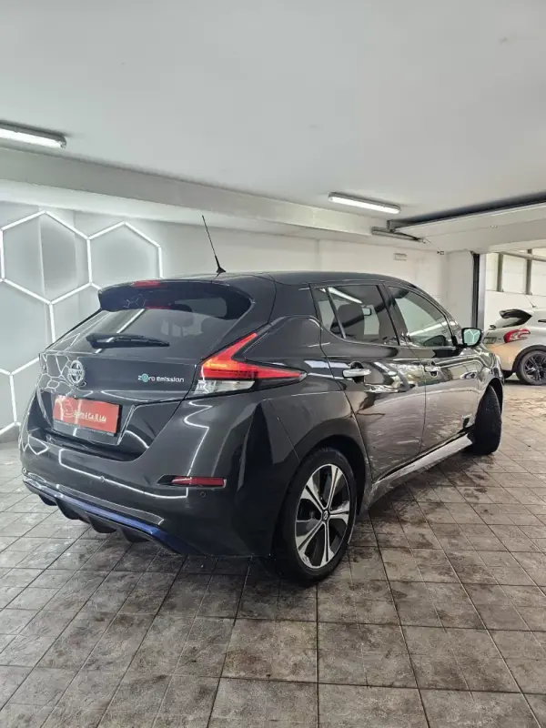 Nissan Leaf 2019 - 19500 EUR, 25097 km - AUTO.MOTO.pt - 25097km - foto 16 de 41