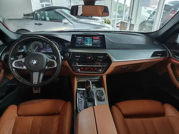 BMW 520 2017 - 27250 EUR, 149150 km - AUTO.MOTO.pt - 149150km - foto 24 de 40