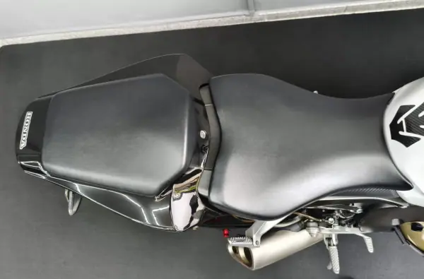Honda CBR 1000RR 2009 - 7990 EUR, 46000 km - AUTO.MOTO.pt - 46000km - foto 6 de 32