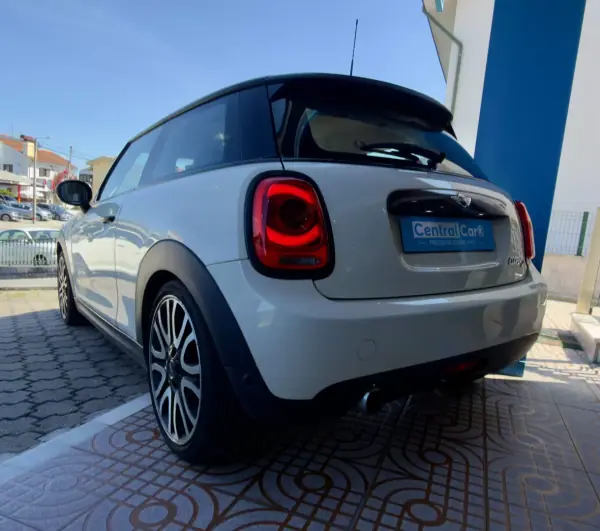 MINI Cooper 2016 - 12950 EUR, 123000 km - 123000km - foto 8 de 27