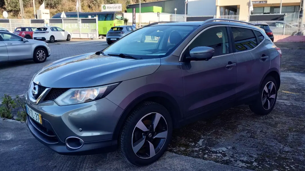 Nissan Qashqai 2017 - 15999 EUR, 139999 km - AUTO.MOTO.pt - 139999km - foto 7 de 34