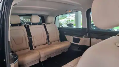Mercedes-Benz V 300 2022 - 70000 EUR, 119675 km - AUTO.MOTO.pt - 119675km - foto 14 de 20