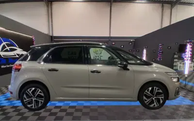 Citroën C4 2018 - 14690 EUR, 95420 km - AUTO.MOTO.pt - 95420km - foto 4 de 16