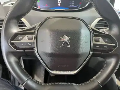 Peugeot 5008 2017 - 22500 EUR, 161123 km - AUTO.MOTO.pt - 161123km - foto 31 de 47