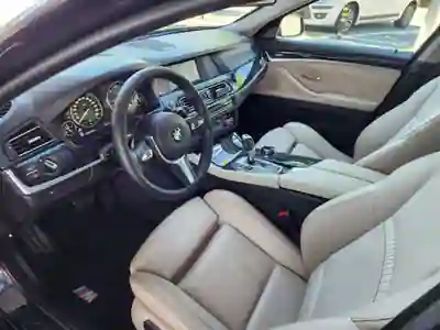 BMW 520 2012 - 8350 EUR, 395000 km - 395000km - foto 5 de 7