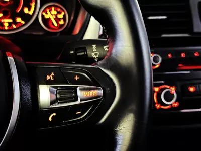 BMW 318 2013 - 16990 EUR, 249800 km - AUTO.MOTO.pt - 249800km - foto 25 de 38