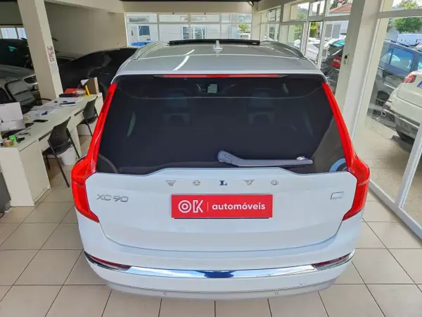 Volvo XC 90 2021 - 49950 EUR, 70500 km - AUTO.MOTO.pt - 70500km - foto 10 de 41