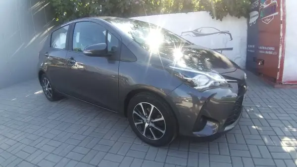 Toyota Yaris 2020 - 12990 EUR, 108986 km - AUTO.MOTO.pt - 108986km - foto 21 de 26