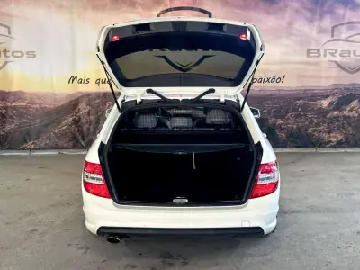 Mercedes-Benz C 220 2009 - 12900 EUR, 235490 km - AUTO.MOTO.pt - 235490km - foto 8 de 26