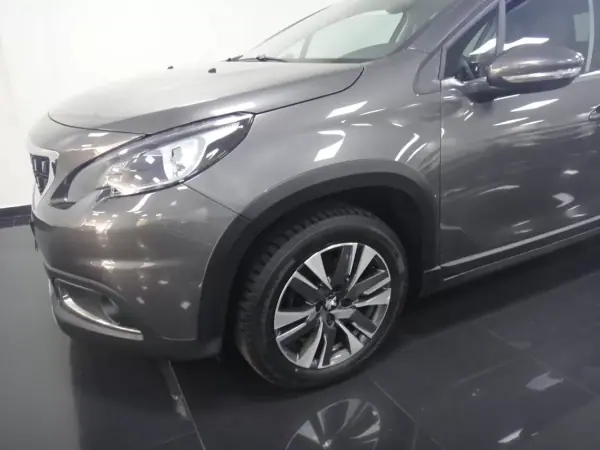 Peugeot 2008 2018 - 10250 EUR, 109000 km - AUTO.MOTO.pt - 109000km - foto 4 de 21