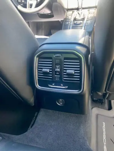 Porsche Macan 2017 - 60900 EUR, 83500 km - AUTO.MOTO.pt - 83500km - foto 20 de 20