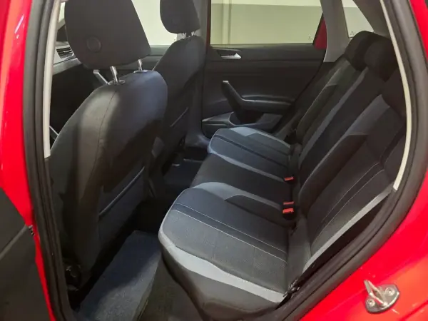 Volkswagen Polo 2018 - 14480 EUR, 138507 km - AUTO.MOTO.pt - 138507km - foto 43 de 45